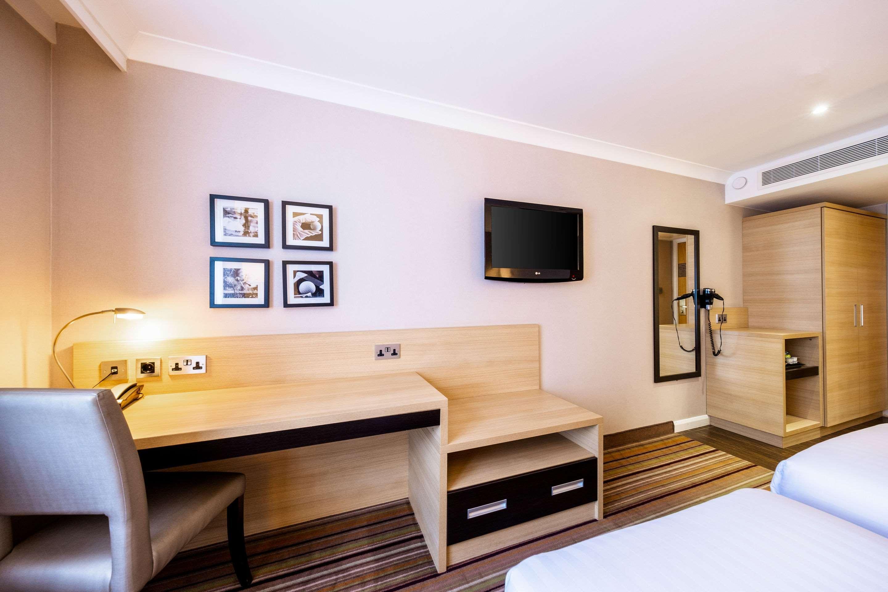 The Samuel Ryder Hotel St Albans, Tapestry Collection Hilton Экстерьер фото