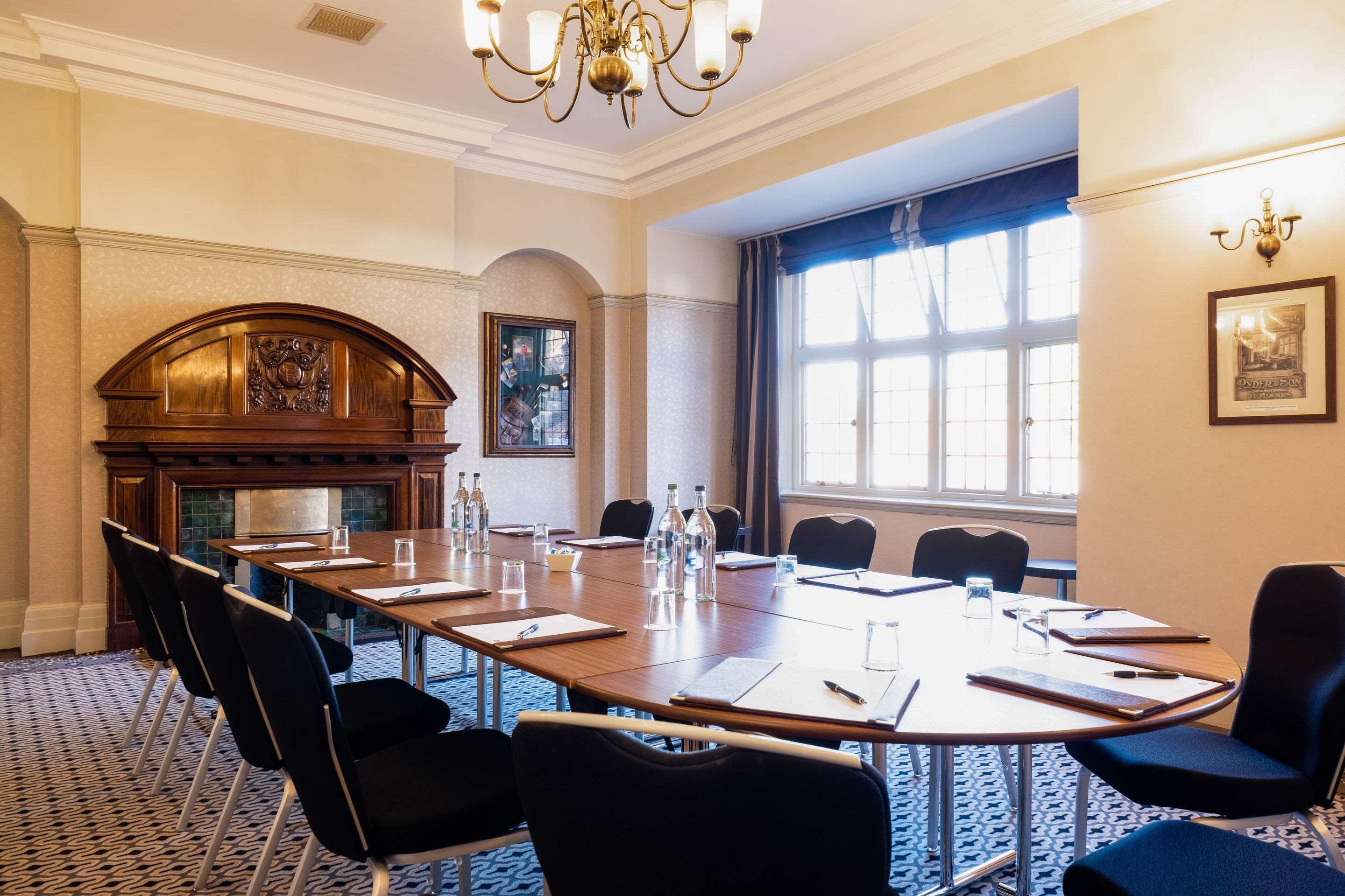 The Samuel Ryder Hotel St Albans, Tapestry Collection Hilton Экстерьер фото